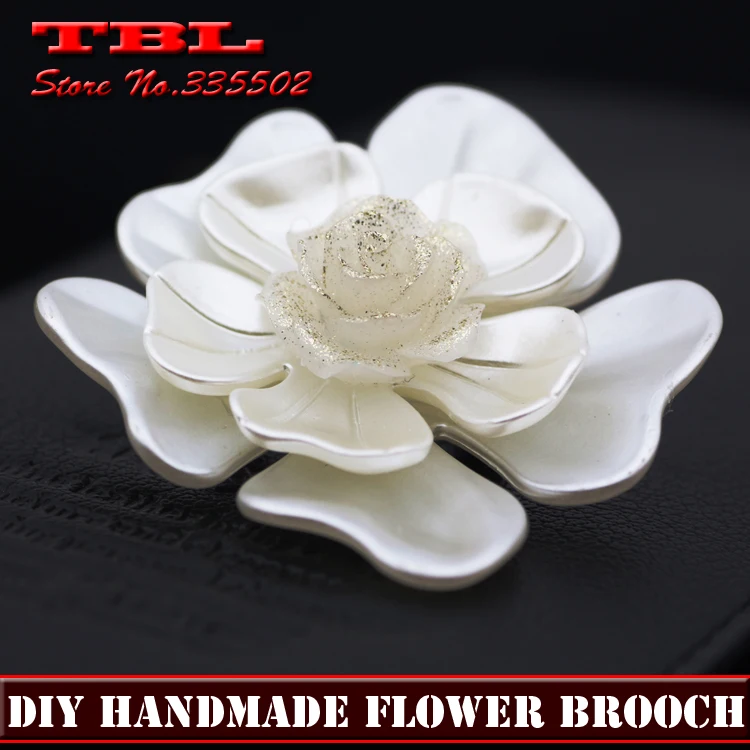 TBL 2015 best selling brand white flower brooches for women fashion