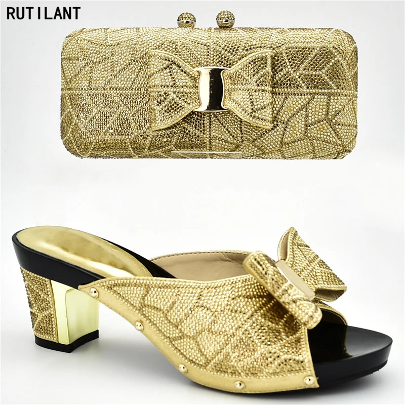 

New Arrival Women Shoes and Bag Set In Italy Nigerian Women Party Pumps Decorated with Rhinestone Women High Heels Slip on Shoes