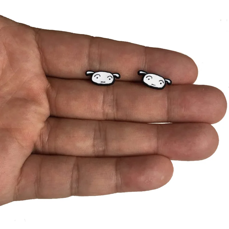 

Crayon Shin-chan dog enamel Earrings for woman