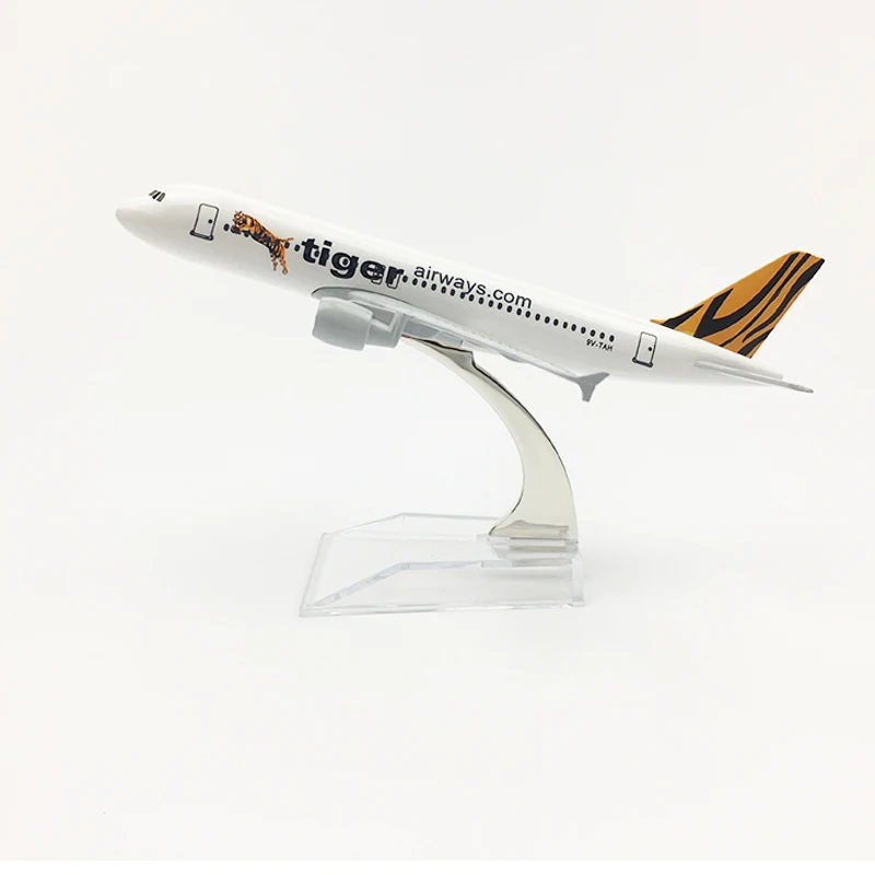 

Tiger aeroplane model Airbus A320 airplane 16CM Metal alloy diecast 1:400 airplane model toy for children Free shipping MX30