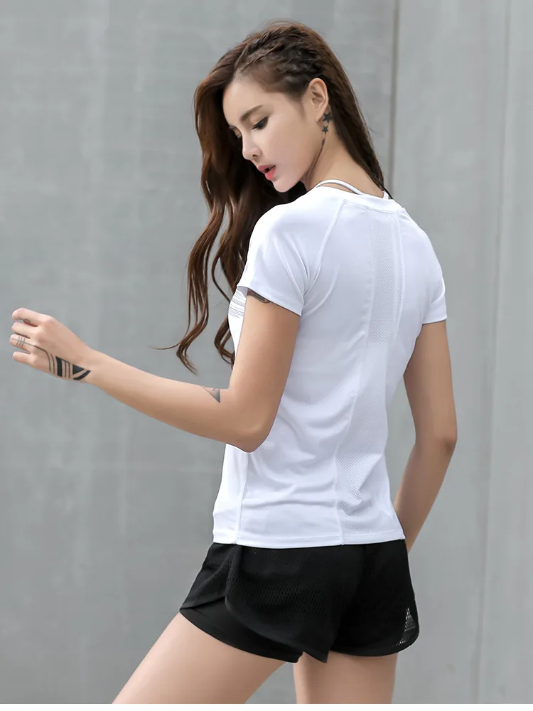 TX373_09 (3).jpg