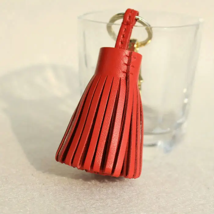 Брендовый модный роскошный настоящий кожаный брелок с кисточкой из овчины для ключей, автомобильный брелок для ключей, женская сумка, подвеска, аксессуары для шармов - Цвет: Красный