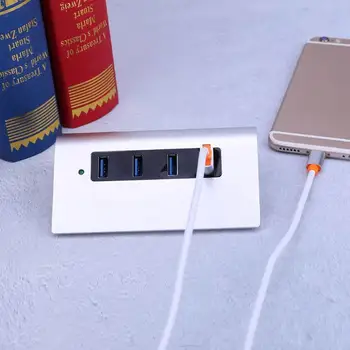 

Aluminum Case 4 USB 3.0 Port Extender Dock Card Reader with Indicator Light