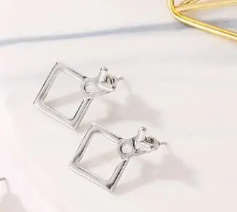 

604 Hot Korean Personality Joker Rhombus Minimalist Earrings Trendy Women Rhinestone Brincos Earrings Bijoux Jewelry Gift E5559