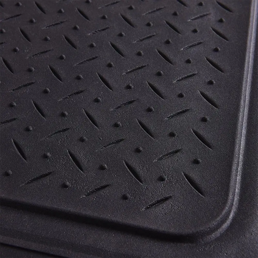 trunk mat dog