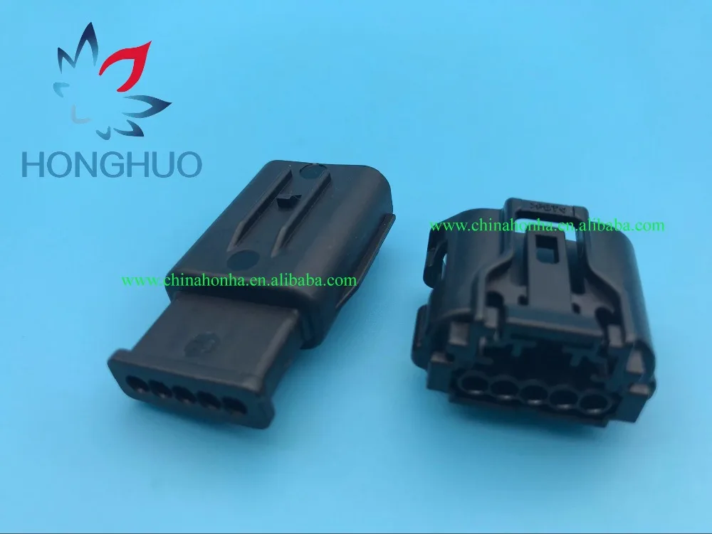 HTB16gktARyWBuNkSmFPq6xguVXaE