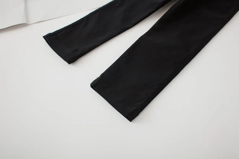 9070798289_2065005946