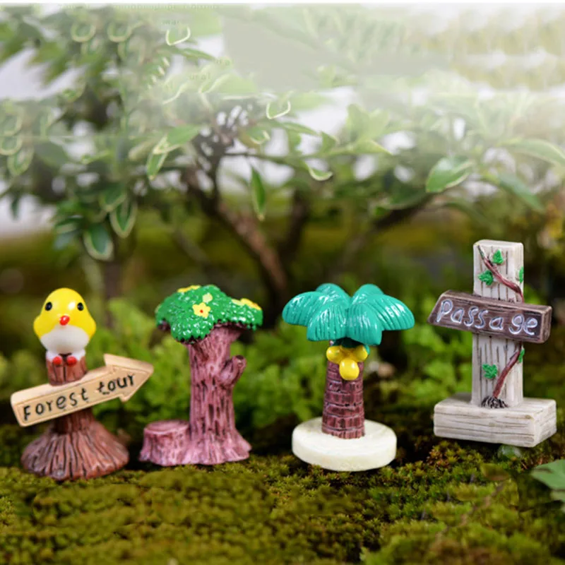 

1PC 2.5x3.5cm Mini Forest Tour Stake Fairy Garden Miniature Bonsai Decor Figurines Micro Landscape Doll House Accessories