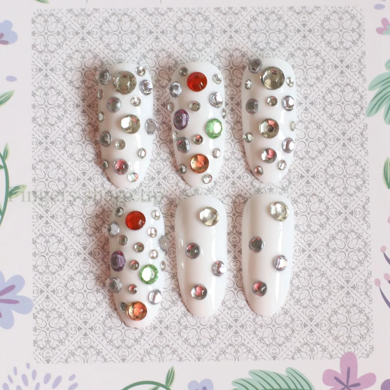 

2019 fashion beautiful candy color round head fake nails long section 24pcs Colorful diamond white W23