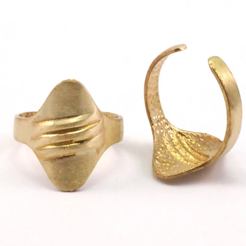 

5pc.. Raw Brass Adjustable Rings blank --yN065