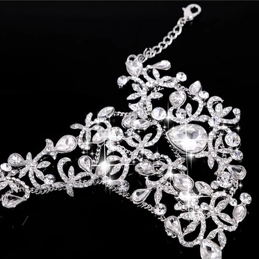 New-Luxury-Crystal-Bridal-Glove-Wrist-Fingerless-Wedding-Jewelry-Bracelets-for-Bride-Hot-Sale-Beaded-Mariage (4)