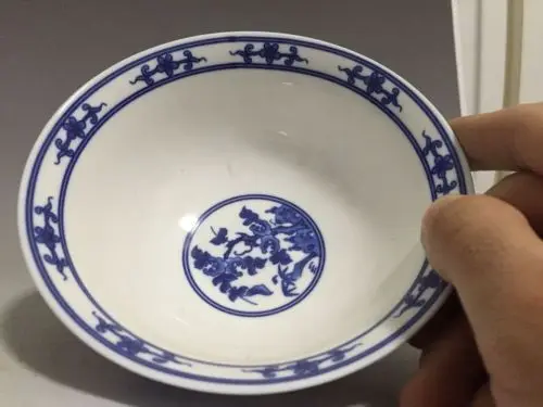 Изысканная маленькая Китайская классическая синяя и белая фарфоровая чаша с Qianlong Mark