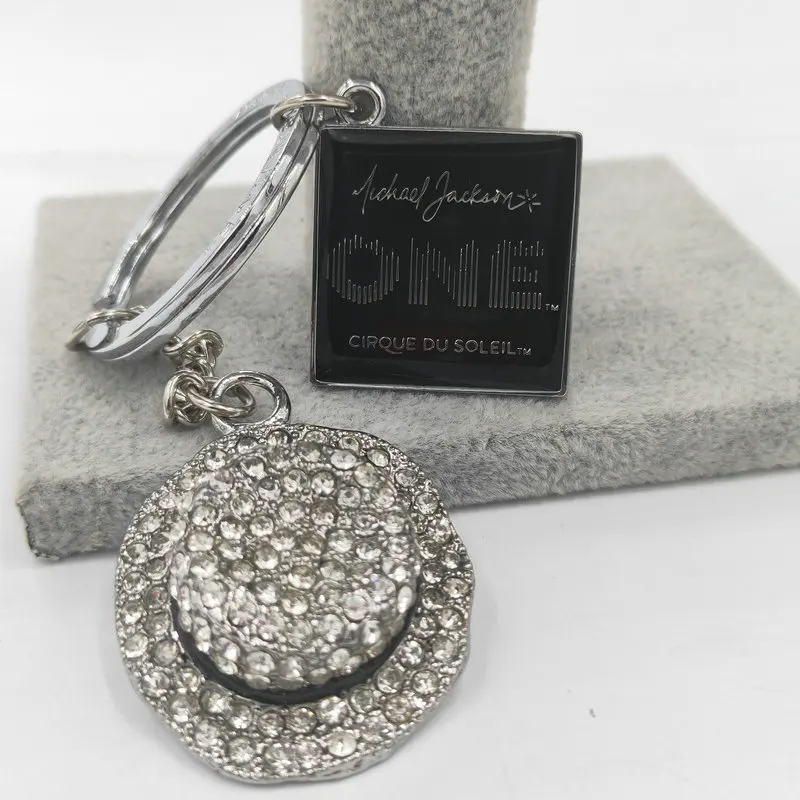 Personalized Keychain Commemorate King of Pop Michael Jackson MJ Hat with crystal and Logo Stereo Metal keychain fashion jewerly