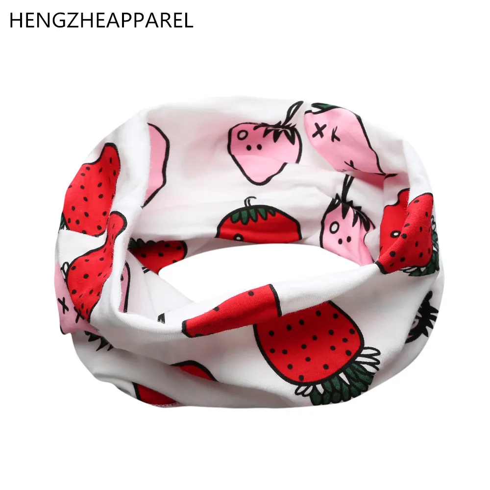 new winter cotton infant baby scarf bibs O ring children collars burp panda cat fox bear shark cartoon boys girls scarf neckwear