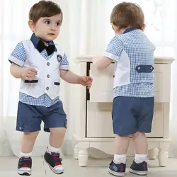 2017 комплект одежды для маленьких мальчиков, костюмы джентльмена из 3 шт., жилет + футболка + штаны, клетчатые шорты с бантом, летний детский