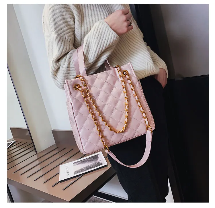 brown Sacchetto Nuovo Di Messaggero Moda Grande Elaborazione colore Rosa Progettista Catena Del Donne S Cuoio Retrò 2019 Qualità Signora Dell'unità bianco Della Borsa Grata Lusso Tote Nero Il Delle wXq8I4W
