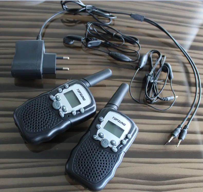 Новое радио walkie talkie пара t388 пмр/фрс vox руки- бесплатно портативный radios+99 индивидуальный код вт/+earphones светодиодный фонарик - Цвет: D PMR