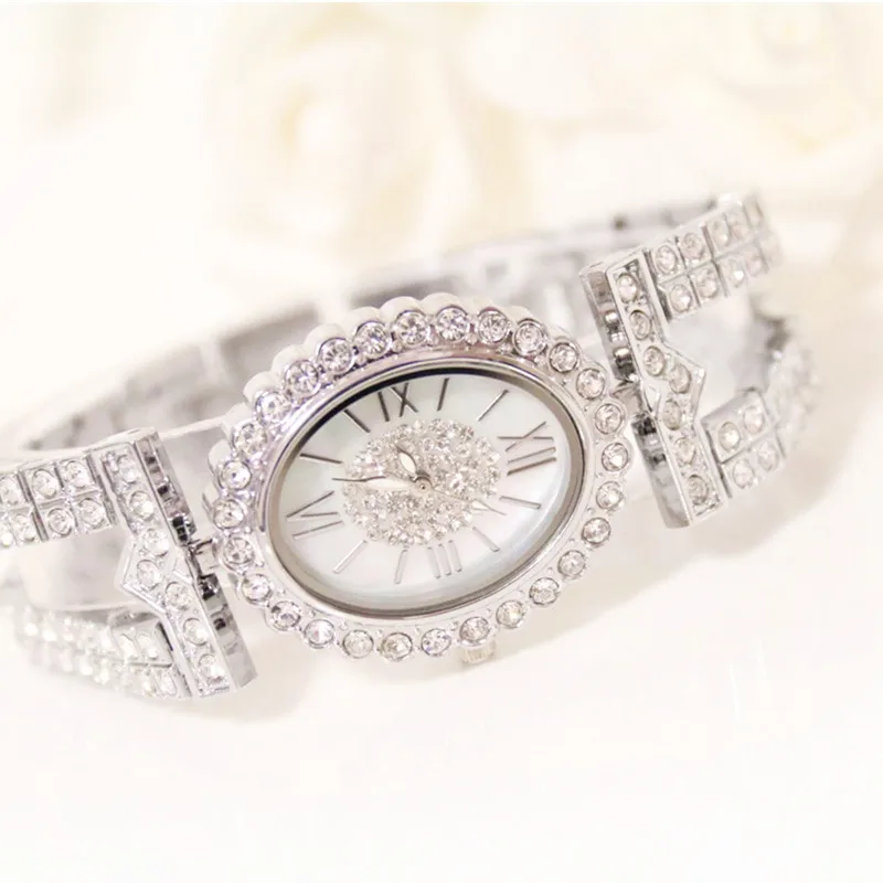 ساعة يد نسائية الراقية سلسلة ووتش مخصص كامل حجر الراين الإناث الجدول الفضة حجر الراين ووتش