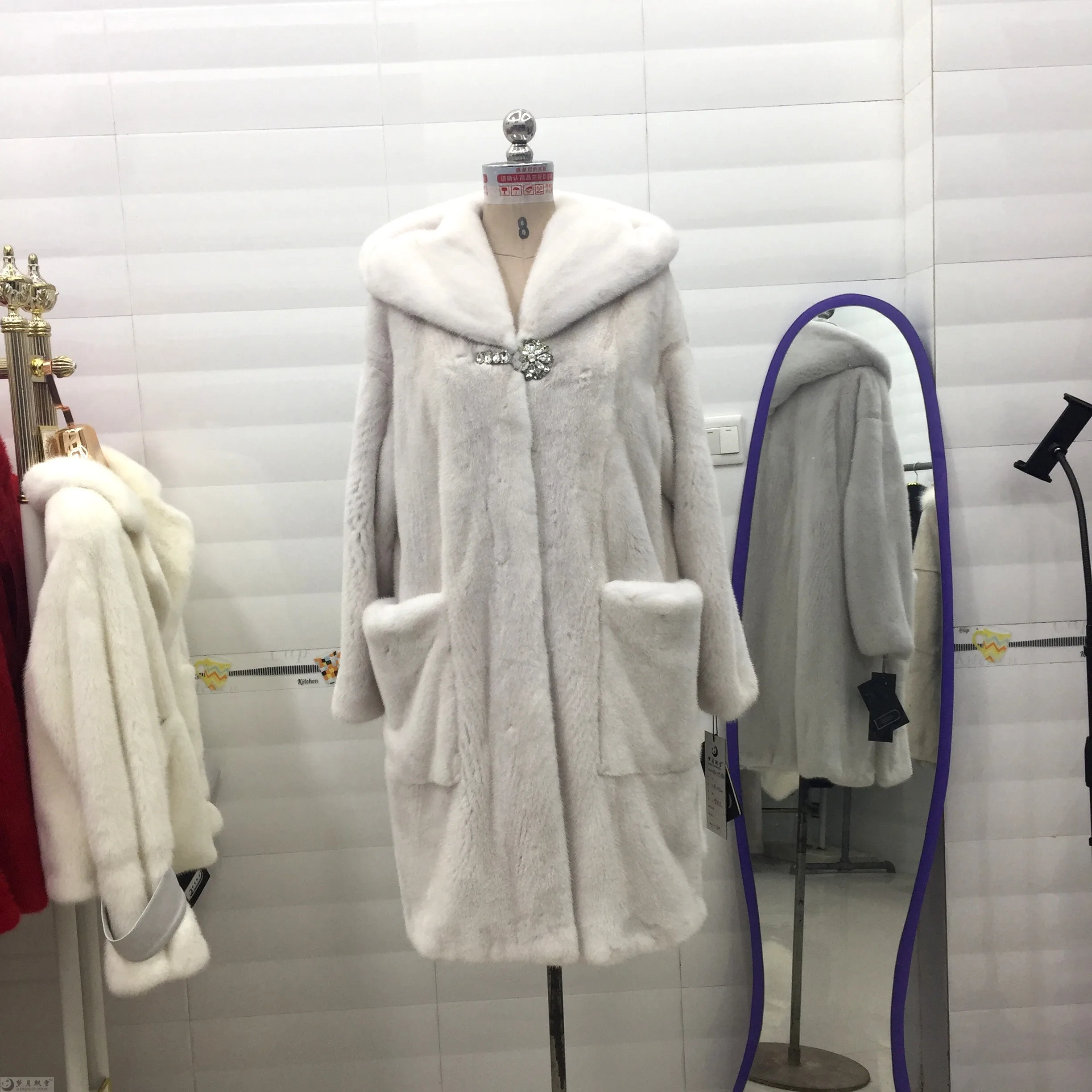 

2018 new women natural real velvet mink fur coat female long hooded jacket outwear