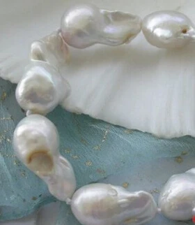 

433 WHITE DRIP KESHI REBORN PEARL BRACELET