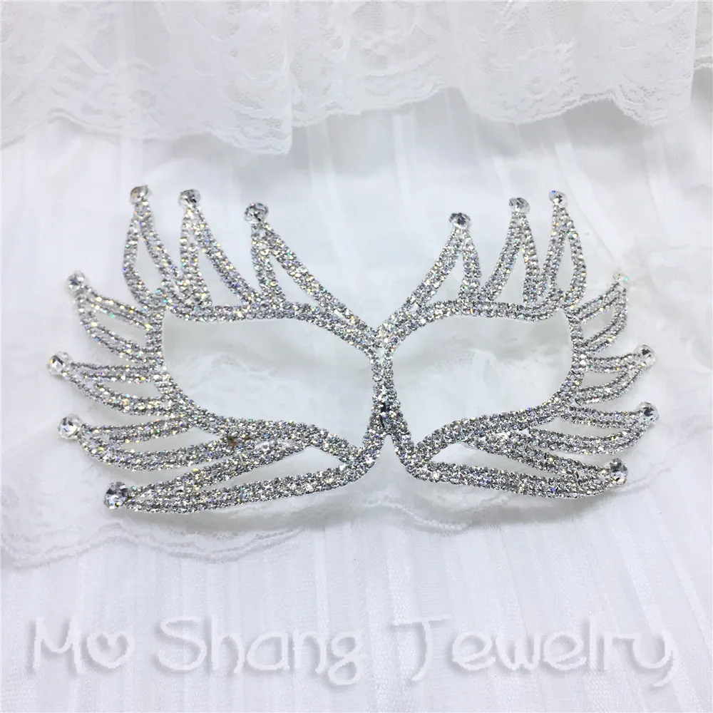 

Sexy Lady Upper Half Face Mask Rhinestone Masquerade Jewelry Mask Halloween Cosplay Masquerade Party Masks Party Queen Masks