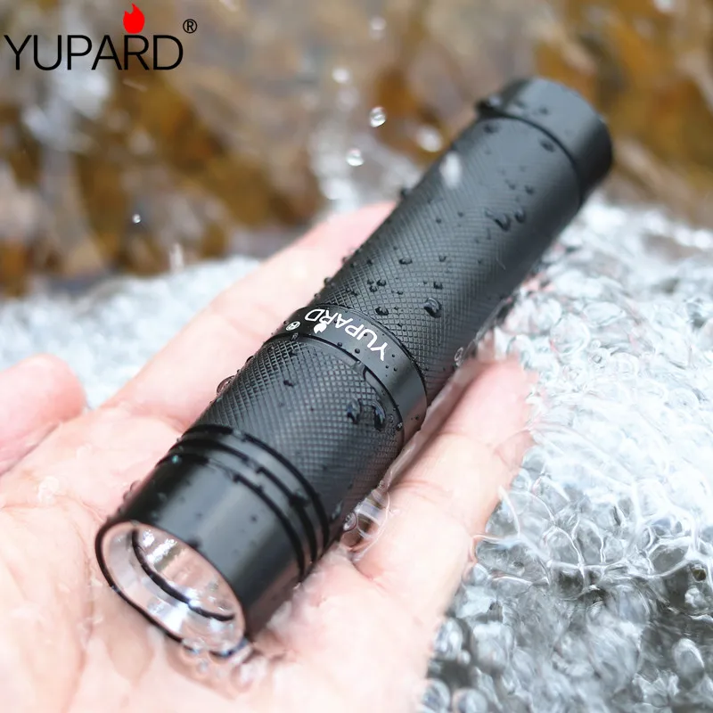 

YUPARD XM-L2 T6 led Diving diver 50m Waterproof underwater rechargeable Flashlight Brightness Torch White yellow Light torch
