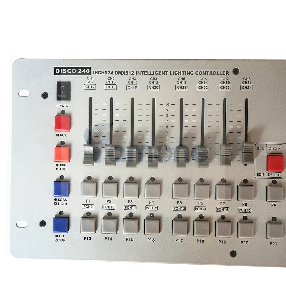 240 Console 08