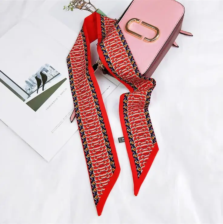 26 букв шарф дизайн принт женский шелковый шарф модный головной платок бренд маленький галстук сумка Тощий Созвездие шарф - Цвет: 4 Petal Red