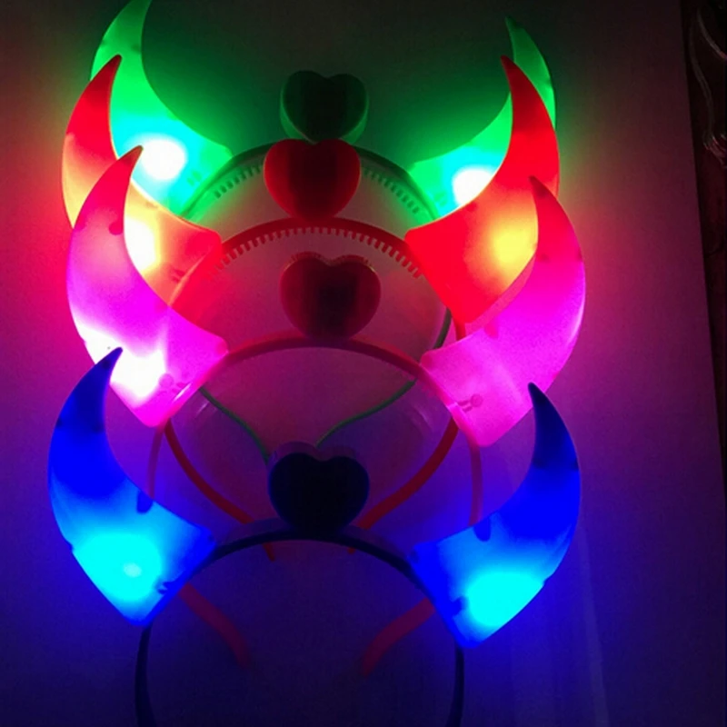 

10pcs Glowing Ox Horn Headband Bow LED Light Christmas Neon Wreath Decoration Luminous Hair Party New Year Christmas Decorations