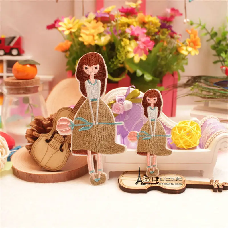 Flower girl iron on cloth patches 2pcs - Front