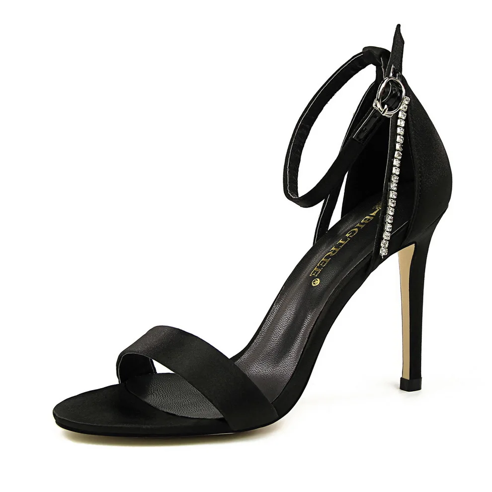 2019 new summer wild open toe black high heel stiletto banquet wedding shoes word buckle with sandals female
