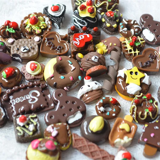 

100pcs mixed random color resin flatback chocolate candy cookie for baby toy phone case sticers girl hair bow diy accessories