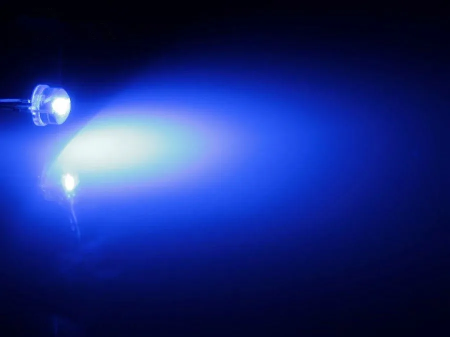 100PCS Nouveau DEL 3 mm Couleur Bleue Blue Light Super Bright