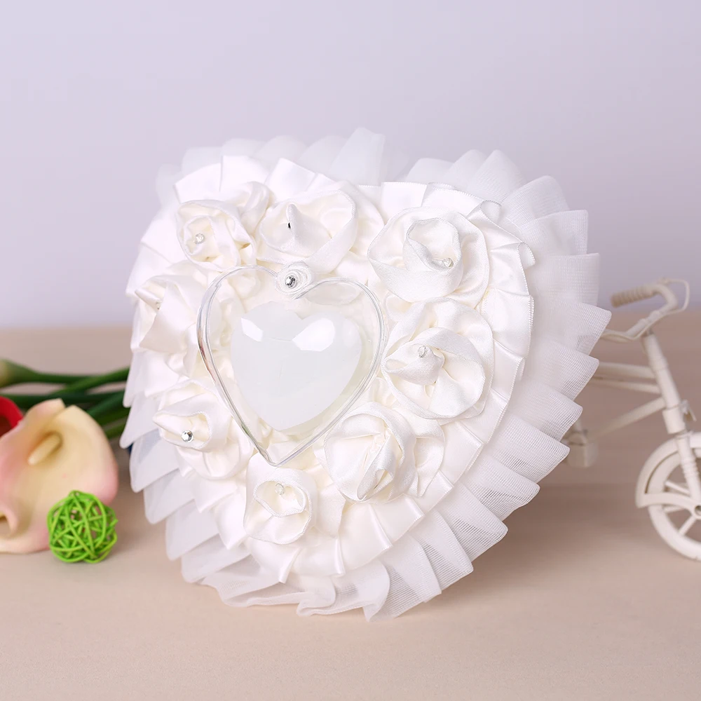 

White Satin Organza Heart Wedding Ring Bearer Pillow Wedding Decorations Heart-shape Flowers Valentine's Day Gift 7 * 7 inches