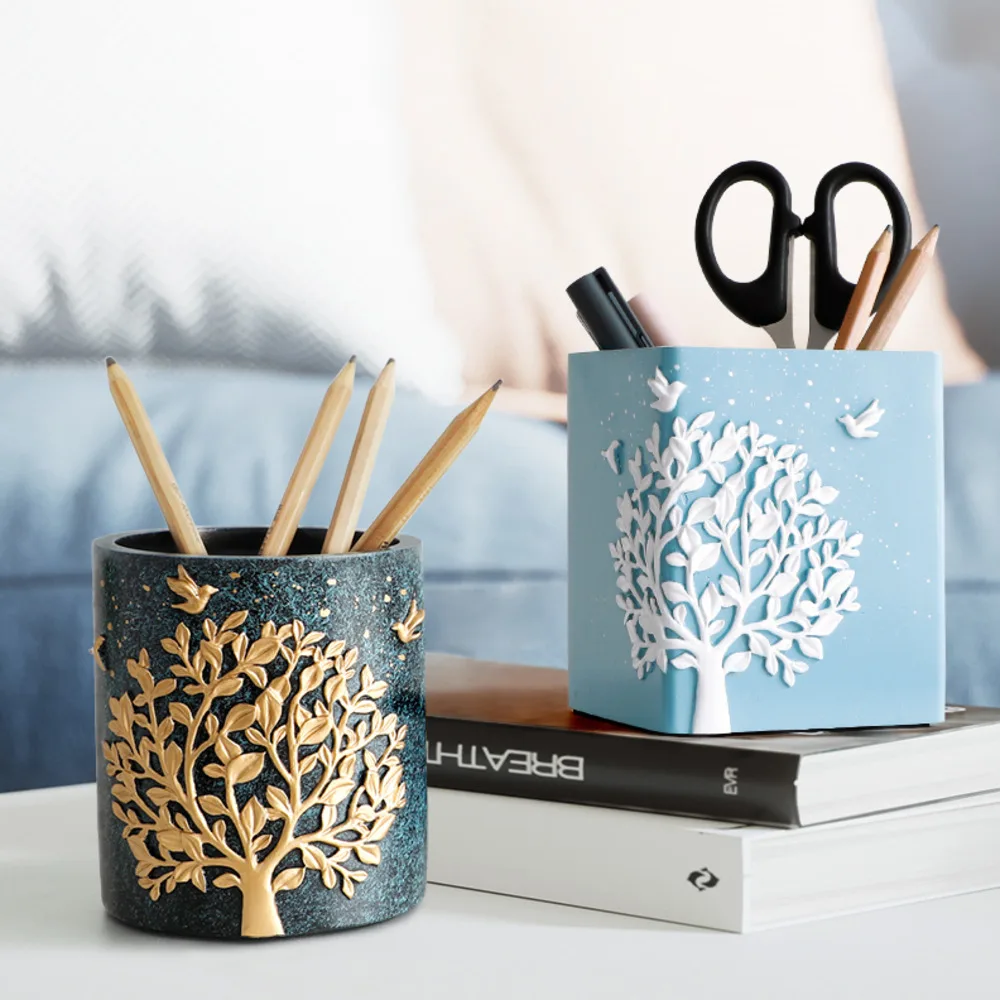 

Fashion Simple Cute Pen Holder Creative Desk Supplies Pen Barrel Student Desktop Stationery Sundries Storage Box Ornaments