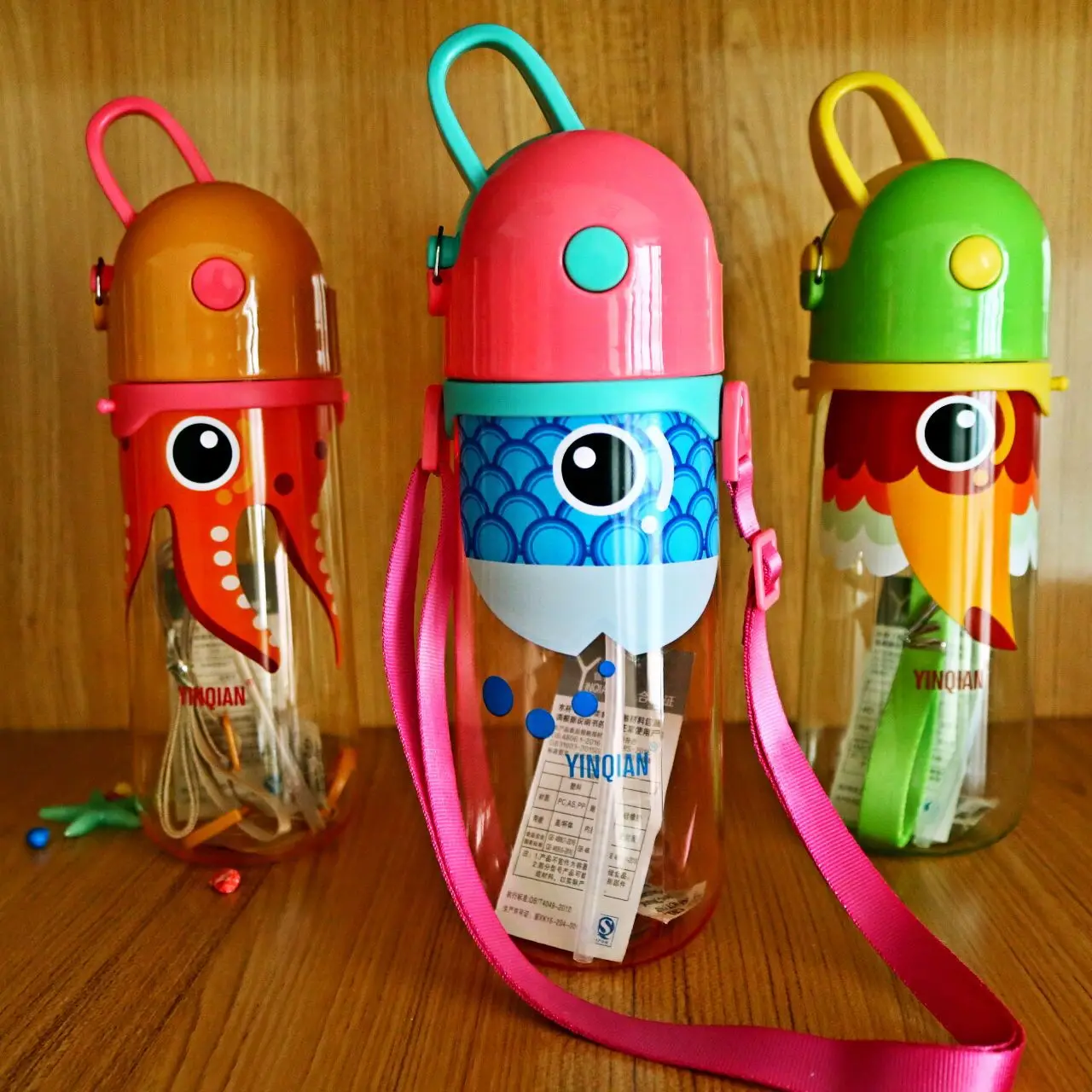 

450ml Kids Cartoon Animal Plastic Sippy Water Bottle With A Rope To Carry And Prevent Leakage Plastic Bottle for Water