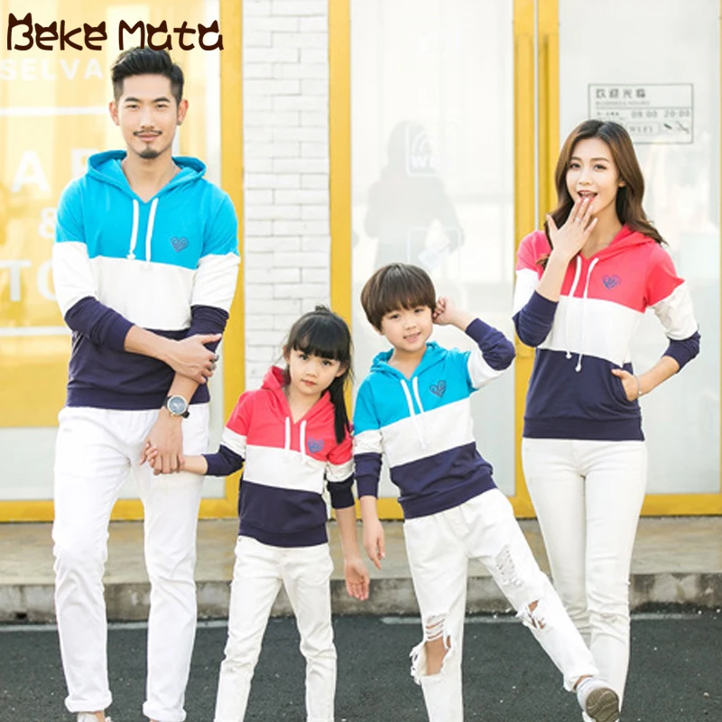 

Family Matching Clothes Long Sleeve Mother Daugther Hoodies Family Look Father Son Sweatshirt Autumn 2019 Striped Family Outfits