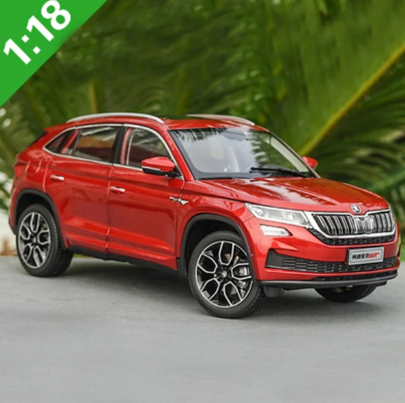 1/18 Skoda KODIAQ GT SUV литая модель металлическая модель автомобиля SUV Hobby черный красный подарок для мальчиков Коллекция