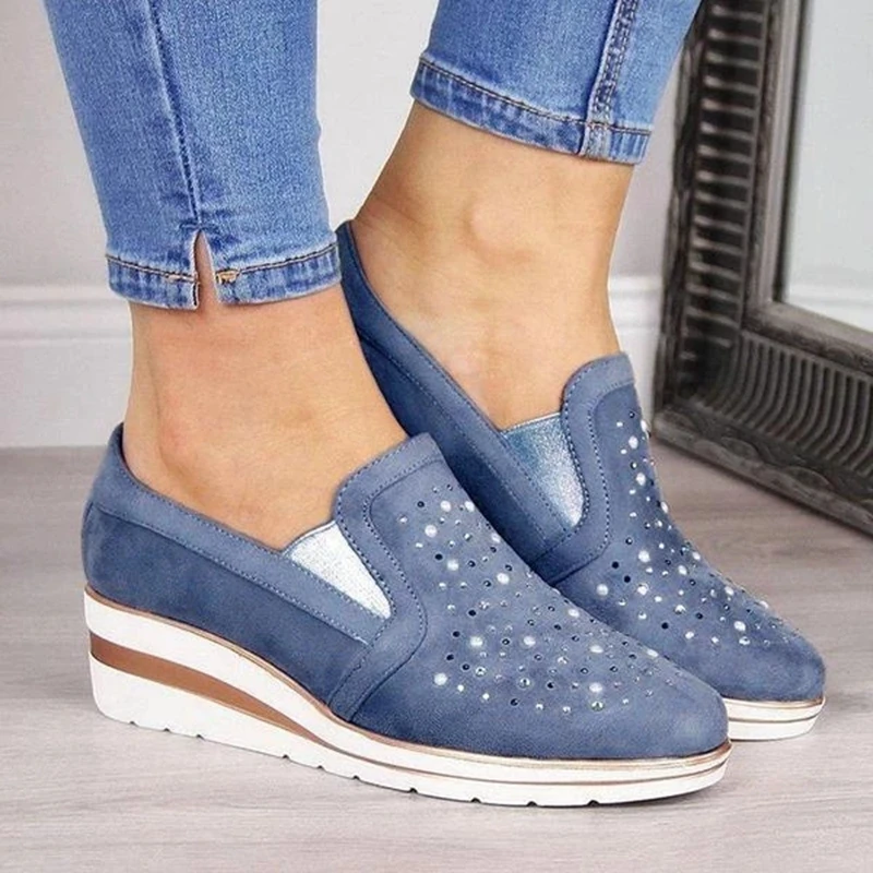 New Sneakers Women Slip-on Bling Crystal Female Shoes Solid Color Casual Loafers Women Platform Comfortable Flats Ladies Shoes - Цвет: Blue