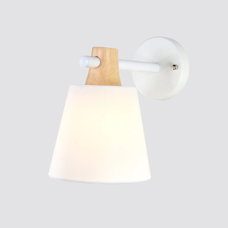 Рисунок 3 - Креативная настенная лампа из массива