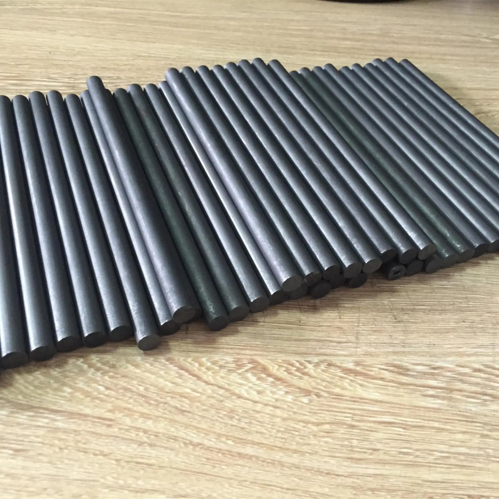 

Graphtie bar dia 40*350mm Carbon graphite, high purity graphite bar