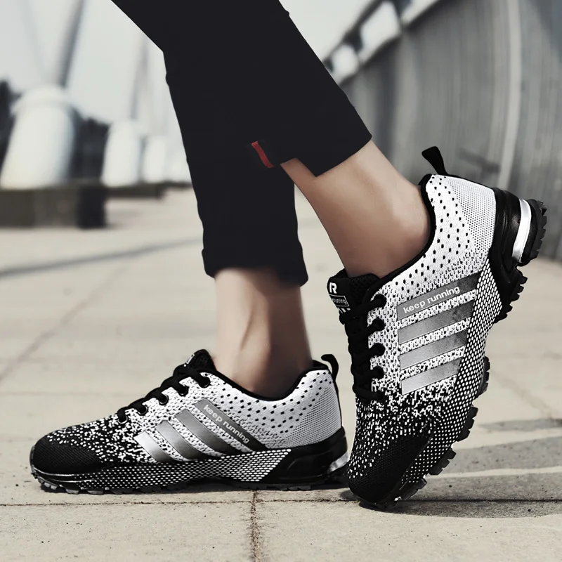 

2019 Hot Summer Couple Lovers Breathable Cushioning Running Shoes New Men's Comfortable Sneakers Women's Lightweight Sport Shoes