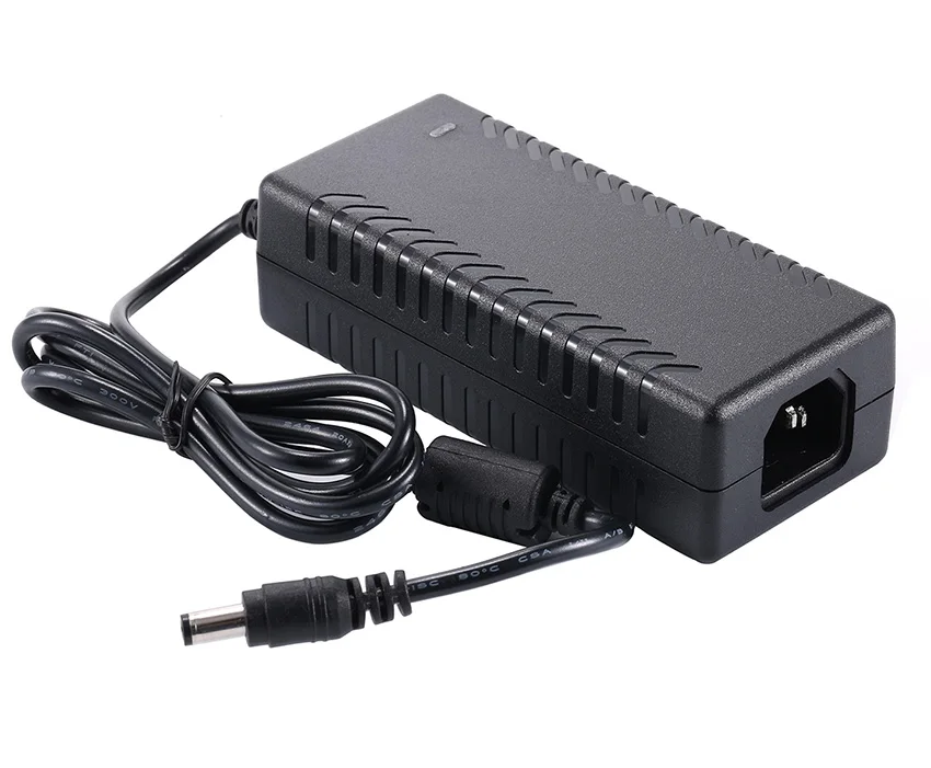 12V 8A