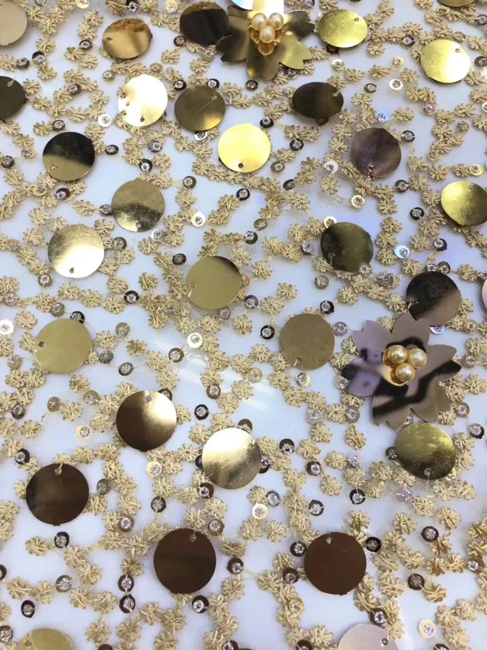 

High Quality 2019 Tulle sequins French Nigerian Lace Fabrics Pearls Embroidered Guipure African french Lace Fabric DPDE122