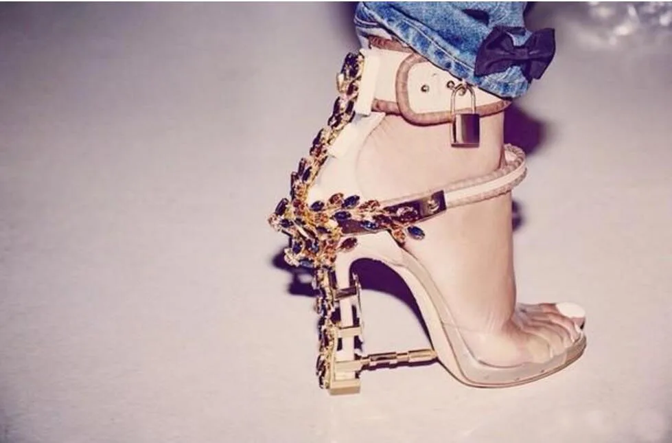 Summer Luxury Strange Heel Crystal Designer Shoes Woman PVC High Heel Sandals 2017 Padlock Ankle Strap Rhinestone Sandals Summer Luxury Strange Heel Crystal Designer Shoes Woman PVC High Heel Sandals 2017 Padlock Ankle Strap Rhinestone Sandals