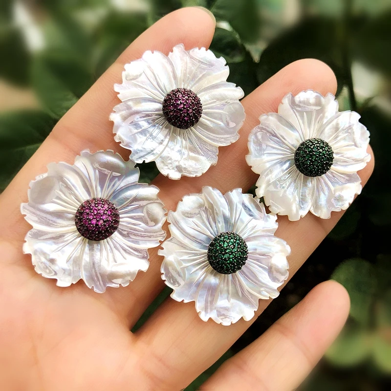 

Natural Freshwater Mother Of Pearl big Shell Flower Stud Earring Full Pave high quality round Cubic zirconia women boho Earrings