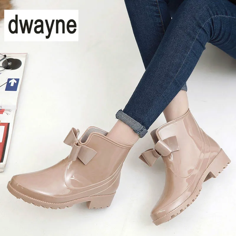 

2018 Hot Sale Ankle Rain Boots Women Flat Heels Non-slip Glossy Rainboots Waterproof PVC Woman Water Shoes Wellies Rain Boots