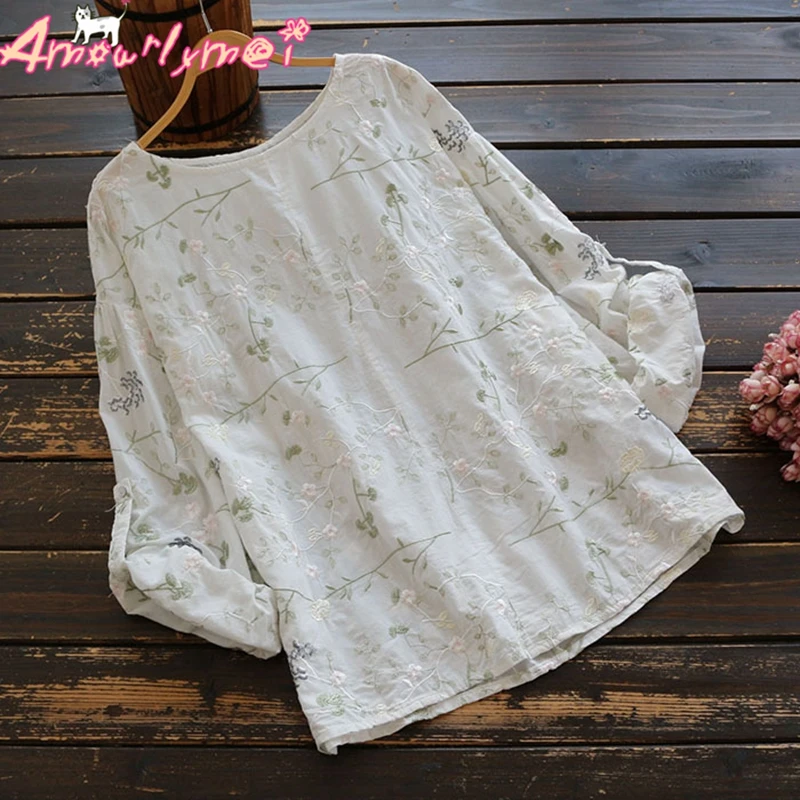 

2019 Autumn New Women Round Neck Loose Long Sleeve Cotton Floral Embroidered Blouse Mori Girl Shirt Tops Female White Black