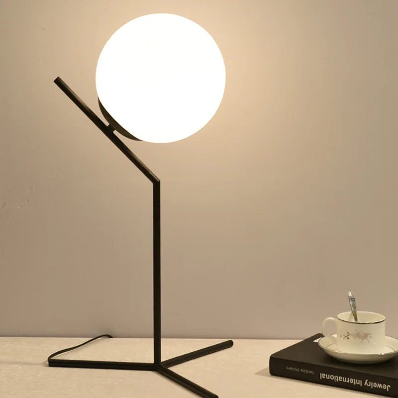 

Modern Table Lamp Ball Home Decoration Indoor Lighting Fixtures Table Lamp for Bedroom Besides Lamp Gold Balck Metal Iron