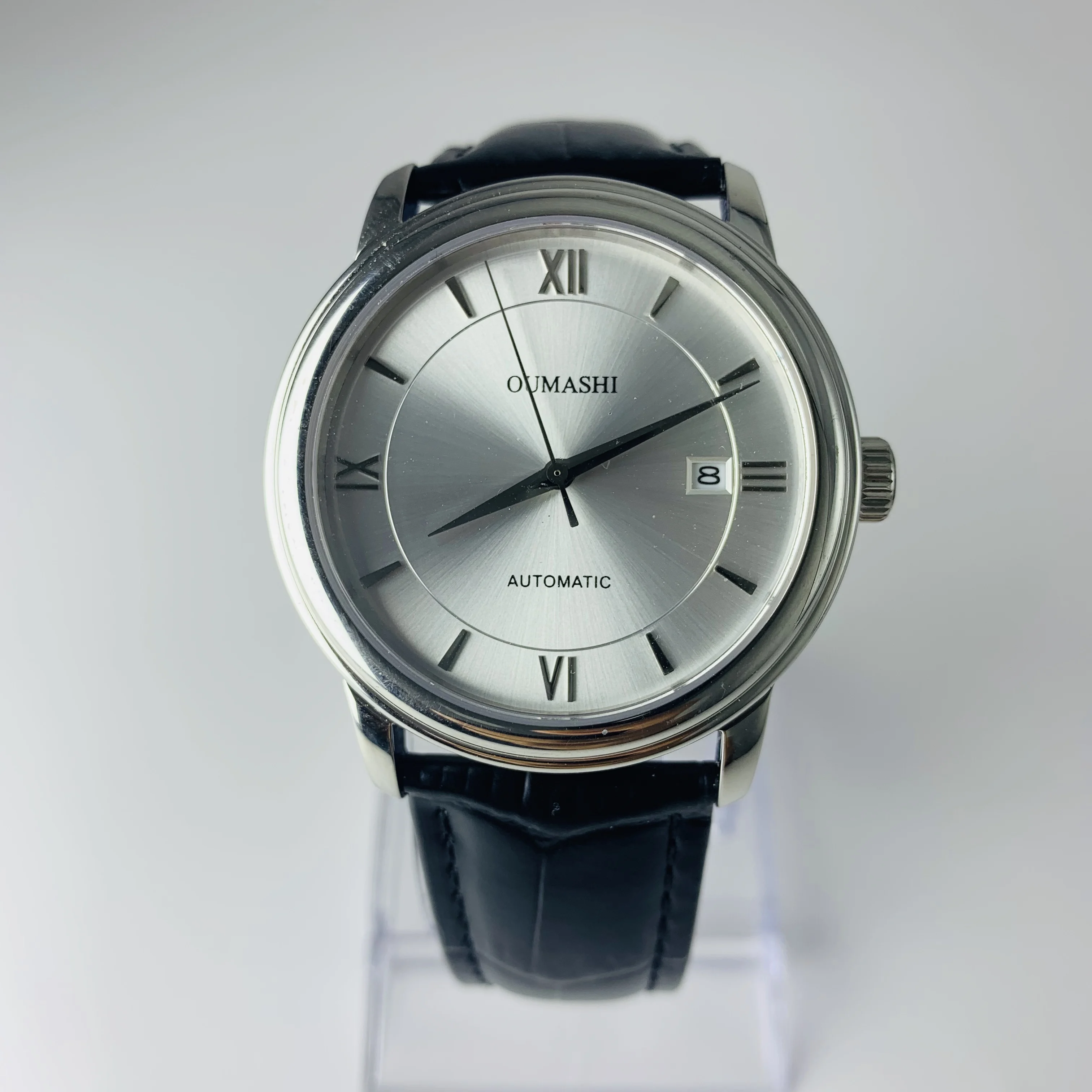 40 مللي متر OUMASHI الميكانيكية ووتش الرجال التلقائي الفاخرة ميوتا 8215 تصميم ساعة جلدية الميكانيكية ووتش الرجال 40 مللي متر OUMASHI الميكانيكية ووتش الرجال التلقائي الفاخرة ميوتا 8215 تصميم ساعة جلدية الميكانيكية ووتش الرجال